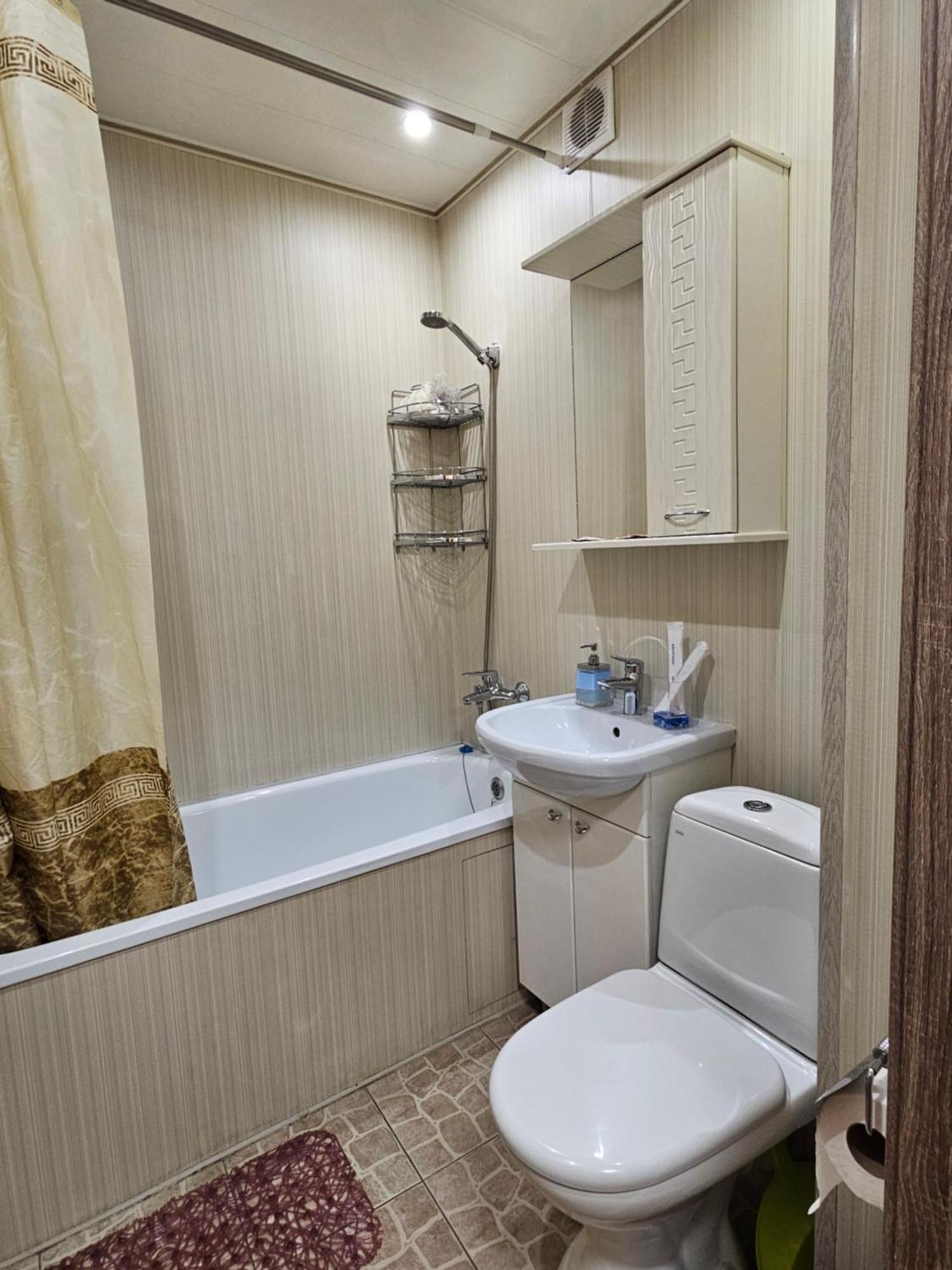 Lux Apartment On Potanina 19 Ustʼ-Kamenogorsk エクステリア 写真